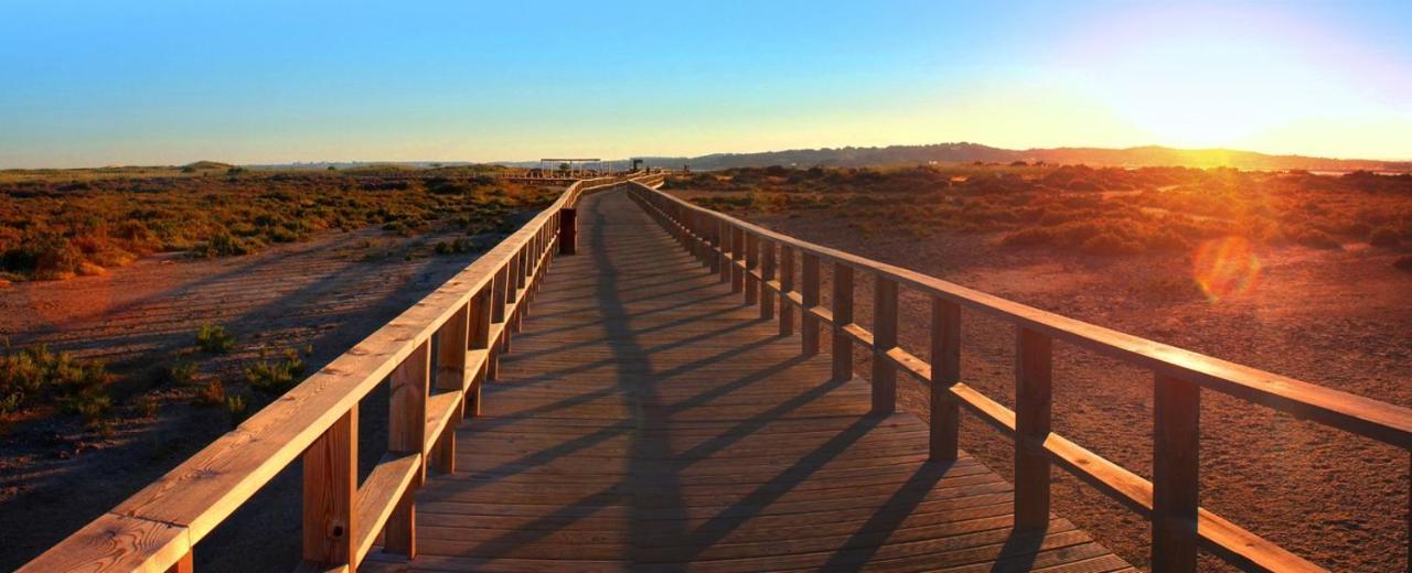Sunset At Vila Da Praia Alvor Buitenkant foto